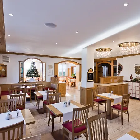 Arthotel Ana Flair 3* נורדלינגן