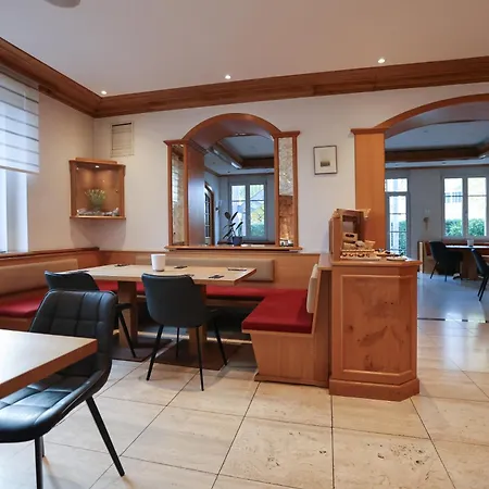מלון Arthotel Ana Flair נורדלינגן